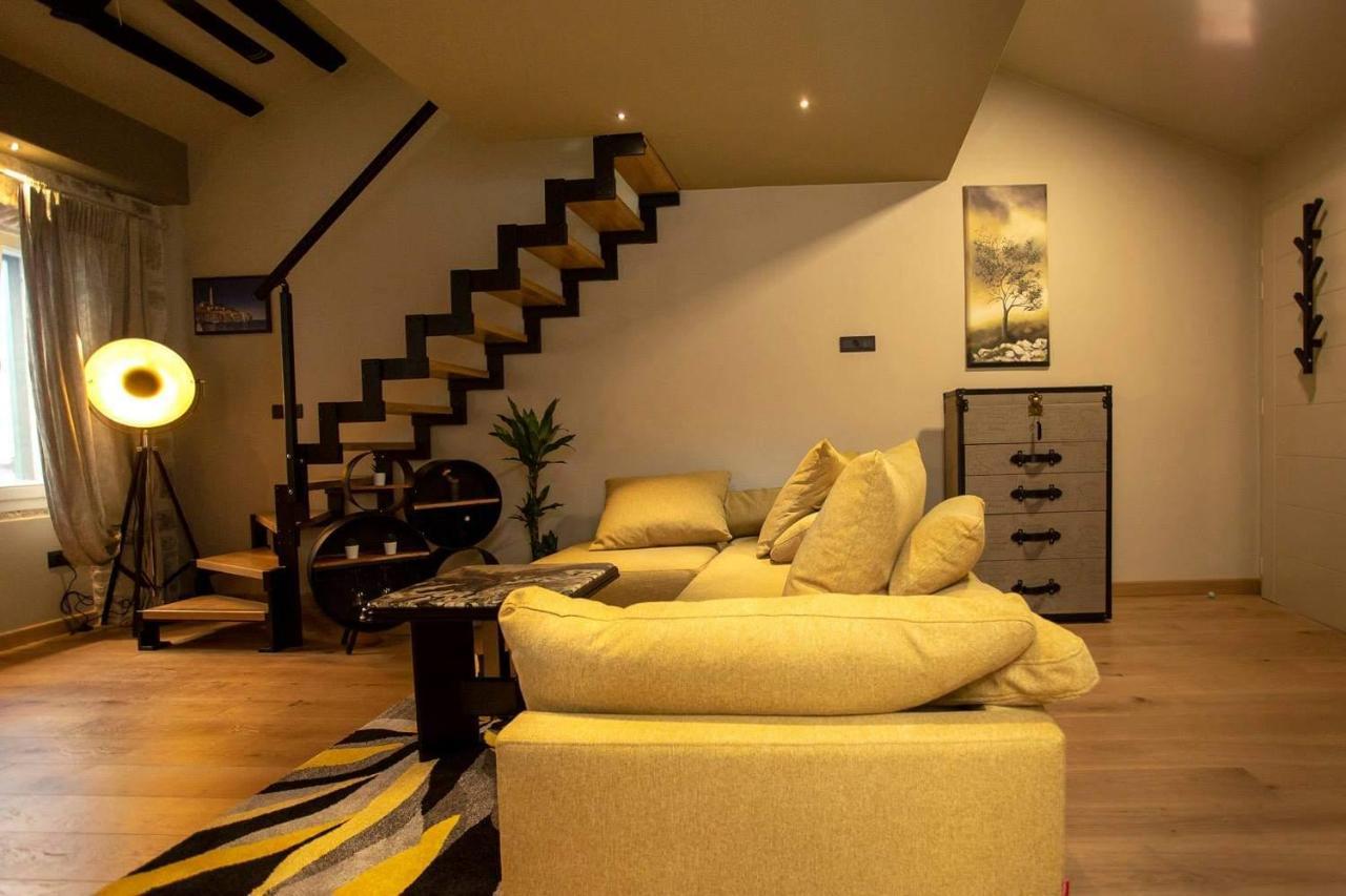 רוביני ˇdcˇ Modern Apartment Near The Church מראה חיצוני תמונה